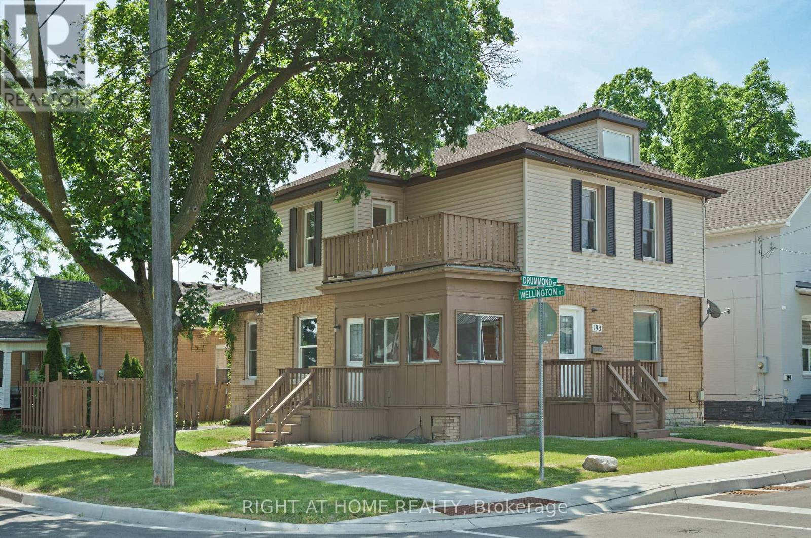 193 Drummond Street, Brantford, Ontario  N3S 6A8 - Photo 2 - X12606208