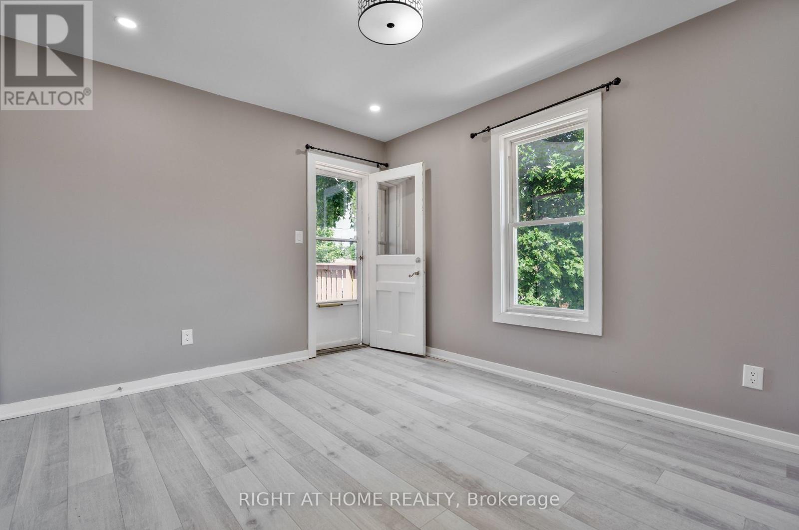 193 Drummond Street, Brantford, Ontario  N3S 6A8 - Photo 20 - X12606208