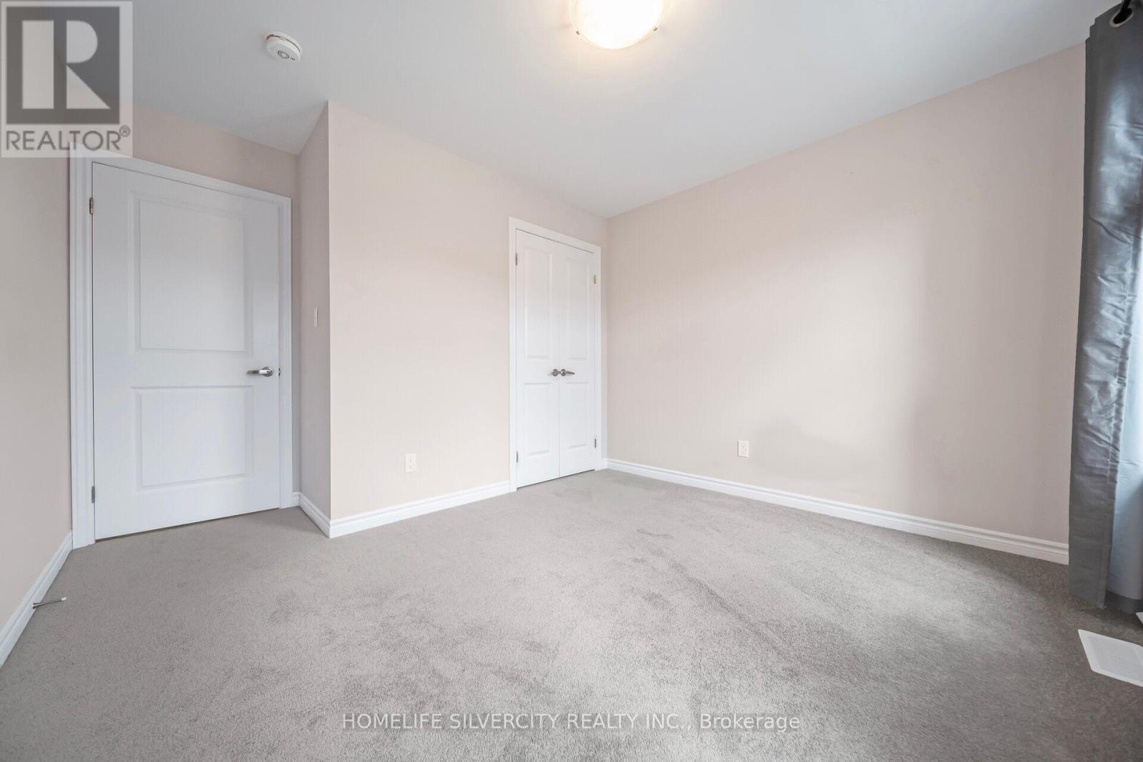 4 - 5672 Dorchester Road, Niagara Falls, Ontario  L2G 4Y8 - Photo 15 - X12606250