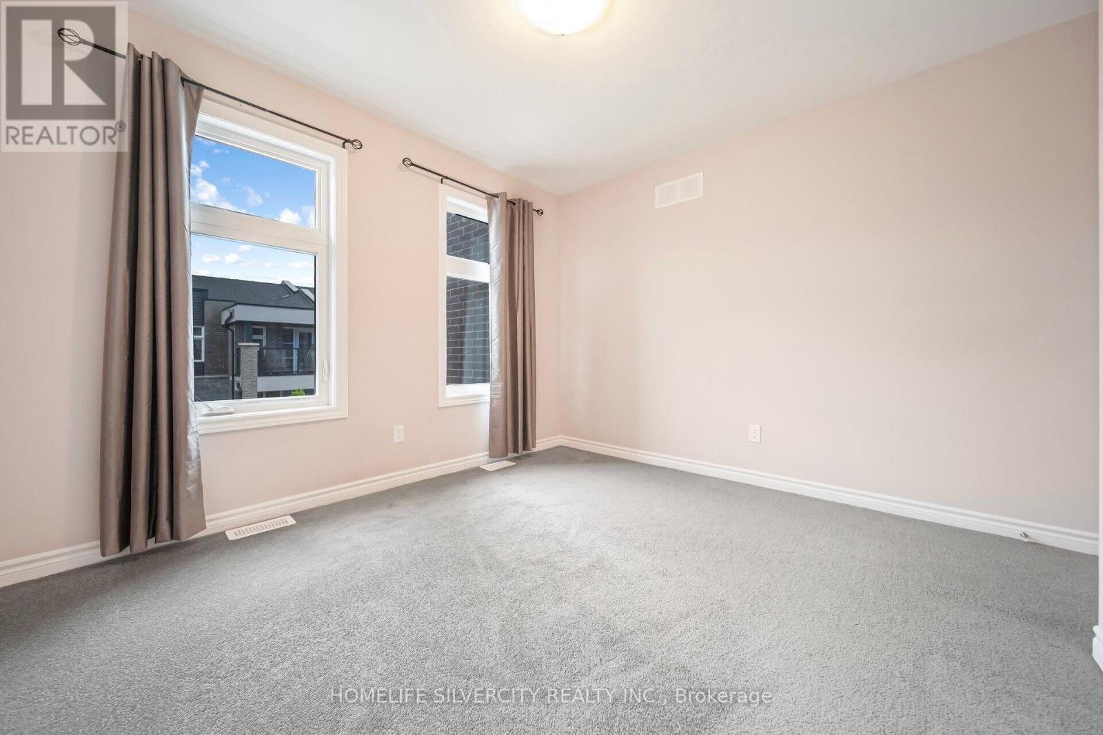 4 - 5672 Dorchester Road, Niagara Falls, Ontario  L2G 4Y8 - Photo 16 - X12606250