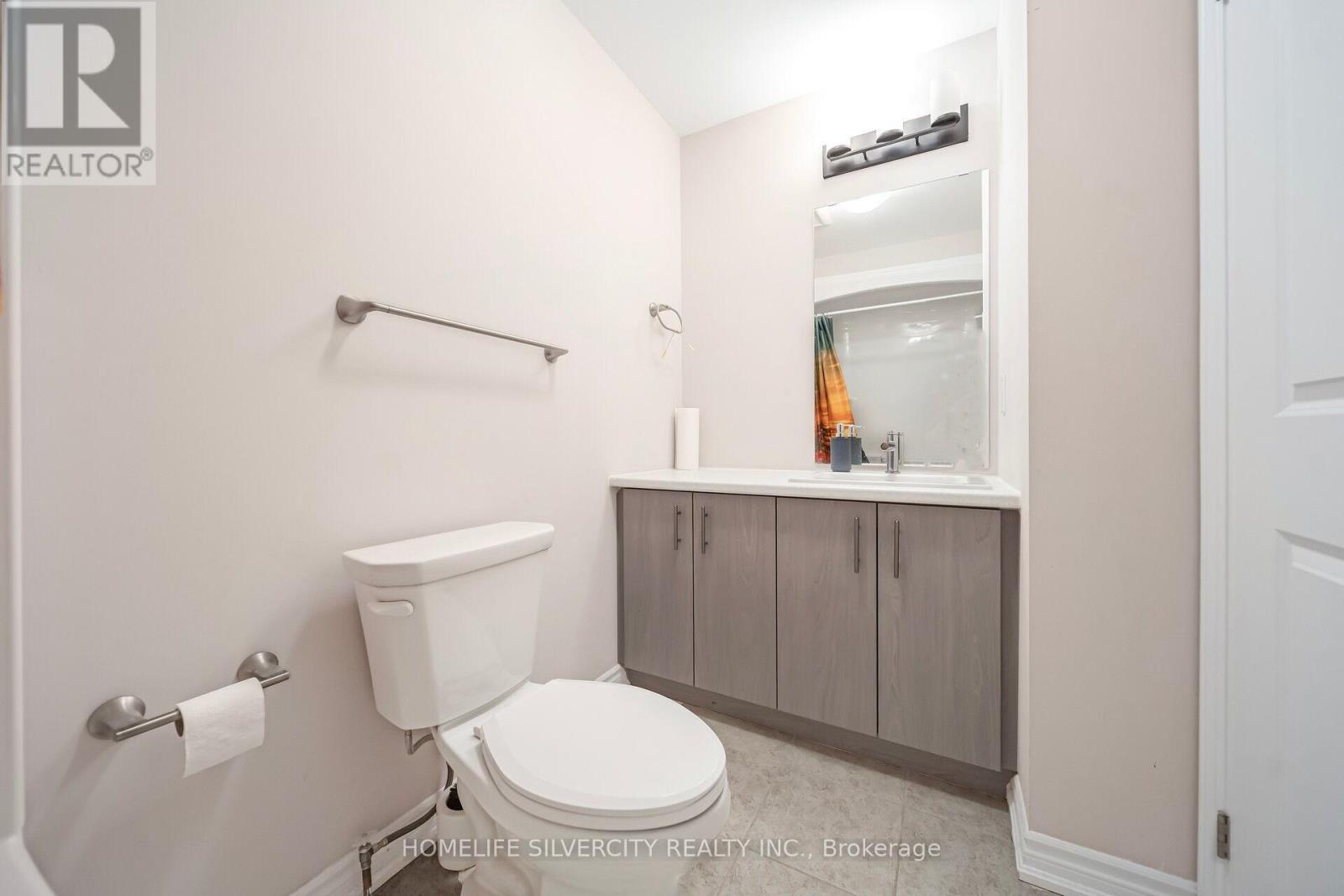 4 - 5672 Dorchester Road, Niagara Falls, Ontario  L2G 4Y8 - Photo 21 - X12606250