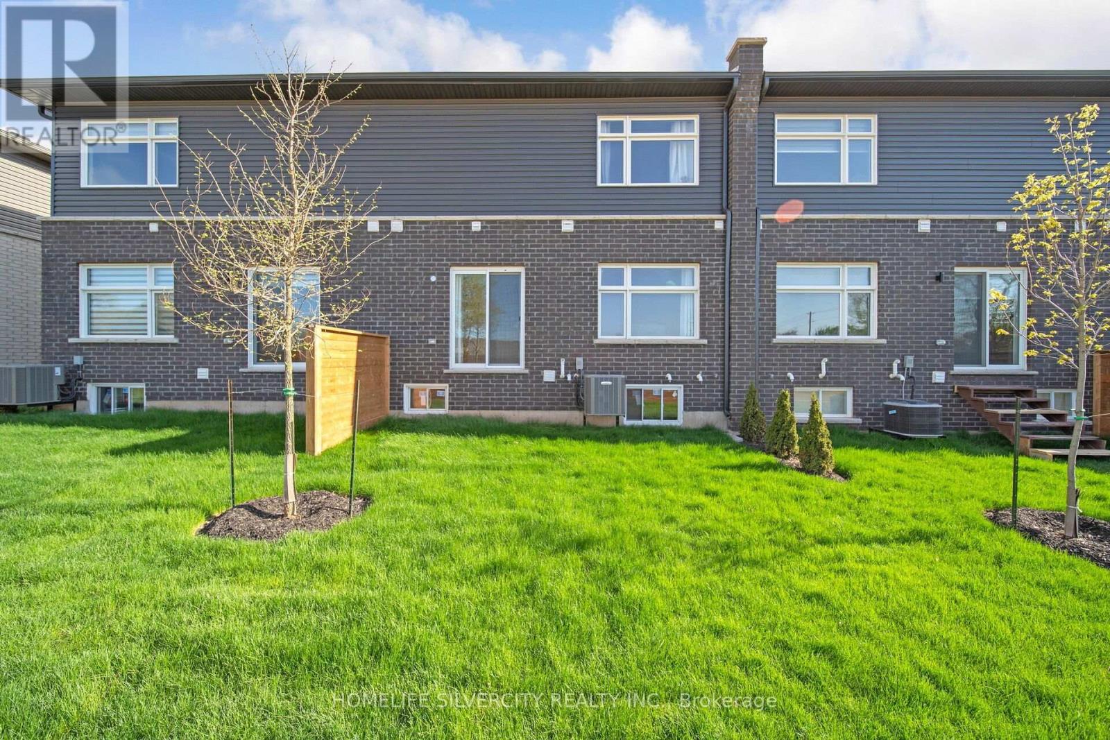 4 - 5672 Dorchester Road, Niagara Falls, Ontario  L2G 4Y8 - Photo 24 - X12606250