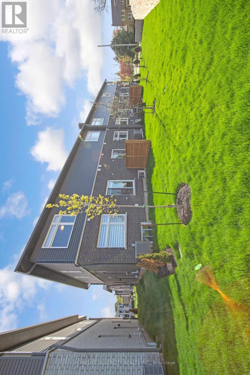 4 - 5672 Dorchester Road, Niagara Falls, Ontario  L2G 4Y8 - Photo 25 - X12606250