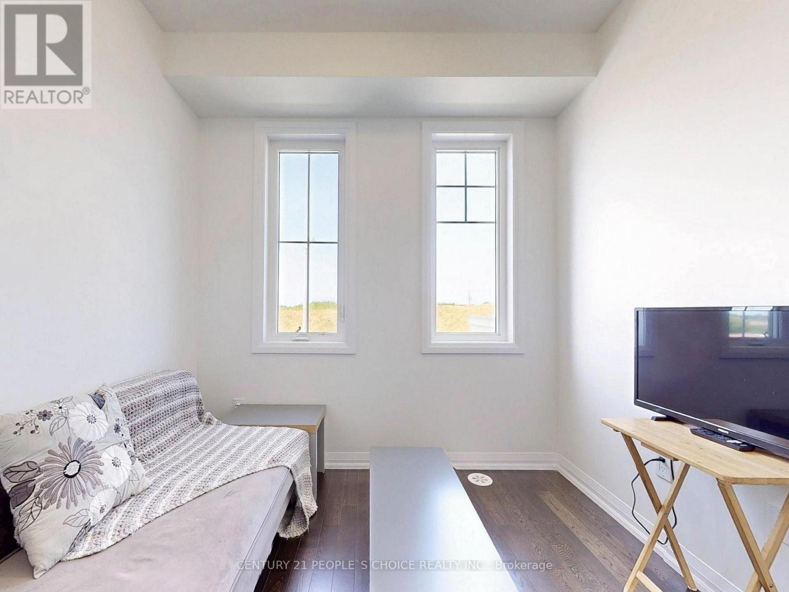 19 Central Market Drive, Haldimand, Ontario  N3W 0J3 - Photo 17 - X12606280