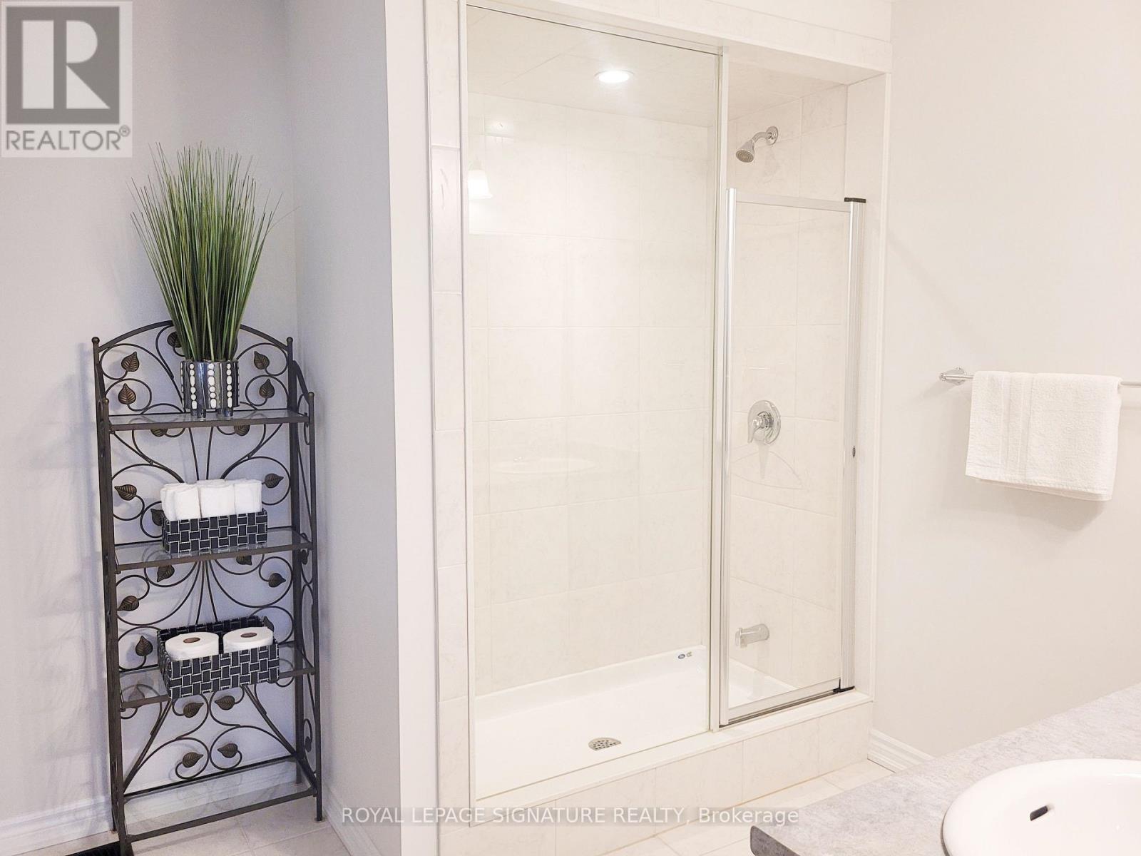 24 Kneale Street, Brantford, Ontario N3S 0J2 - Photo 11 - X12606298