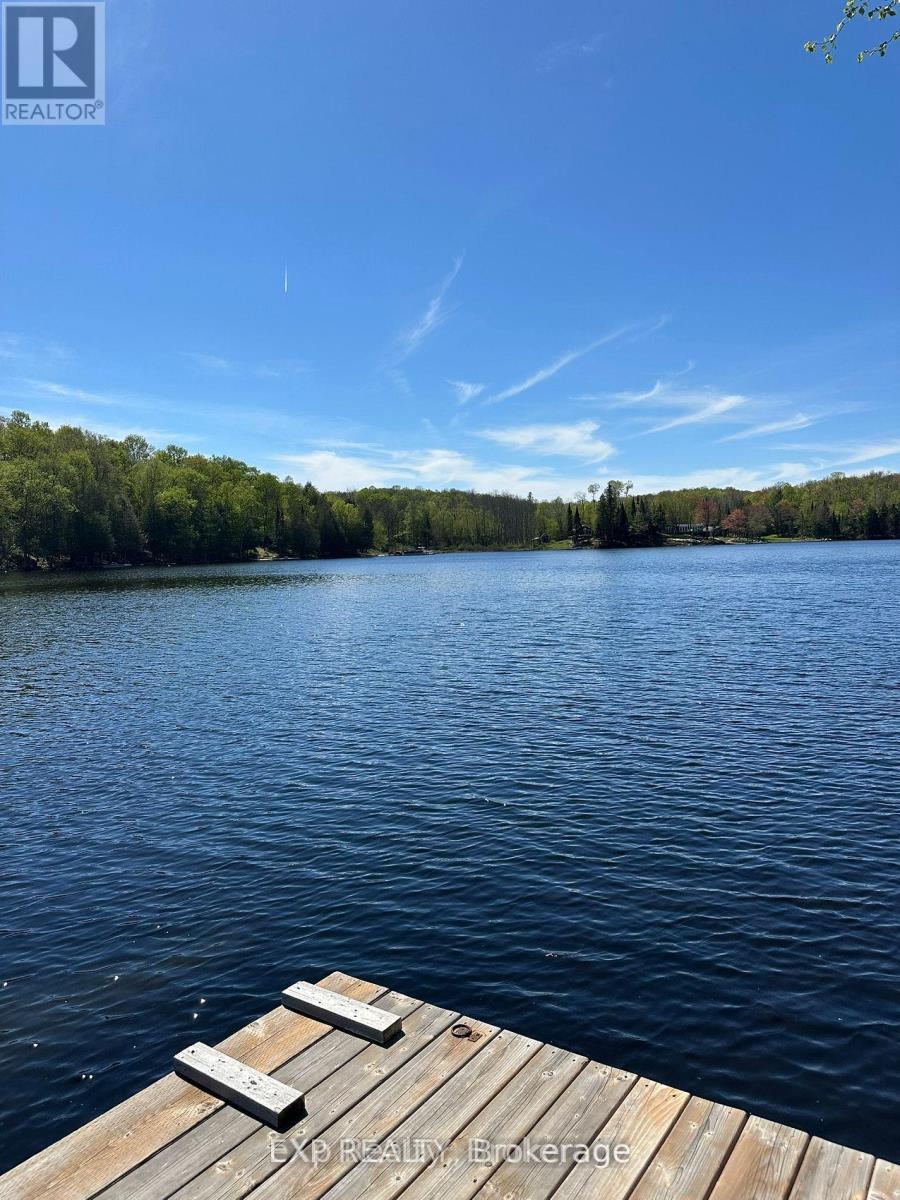 9 North Poverty Bay Road, Magnetawan, Ontario  P0A 1P0 - Photo 2 - X12606334