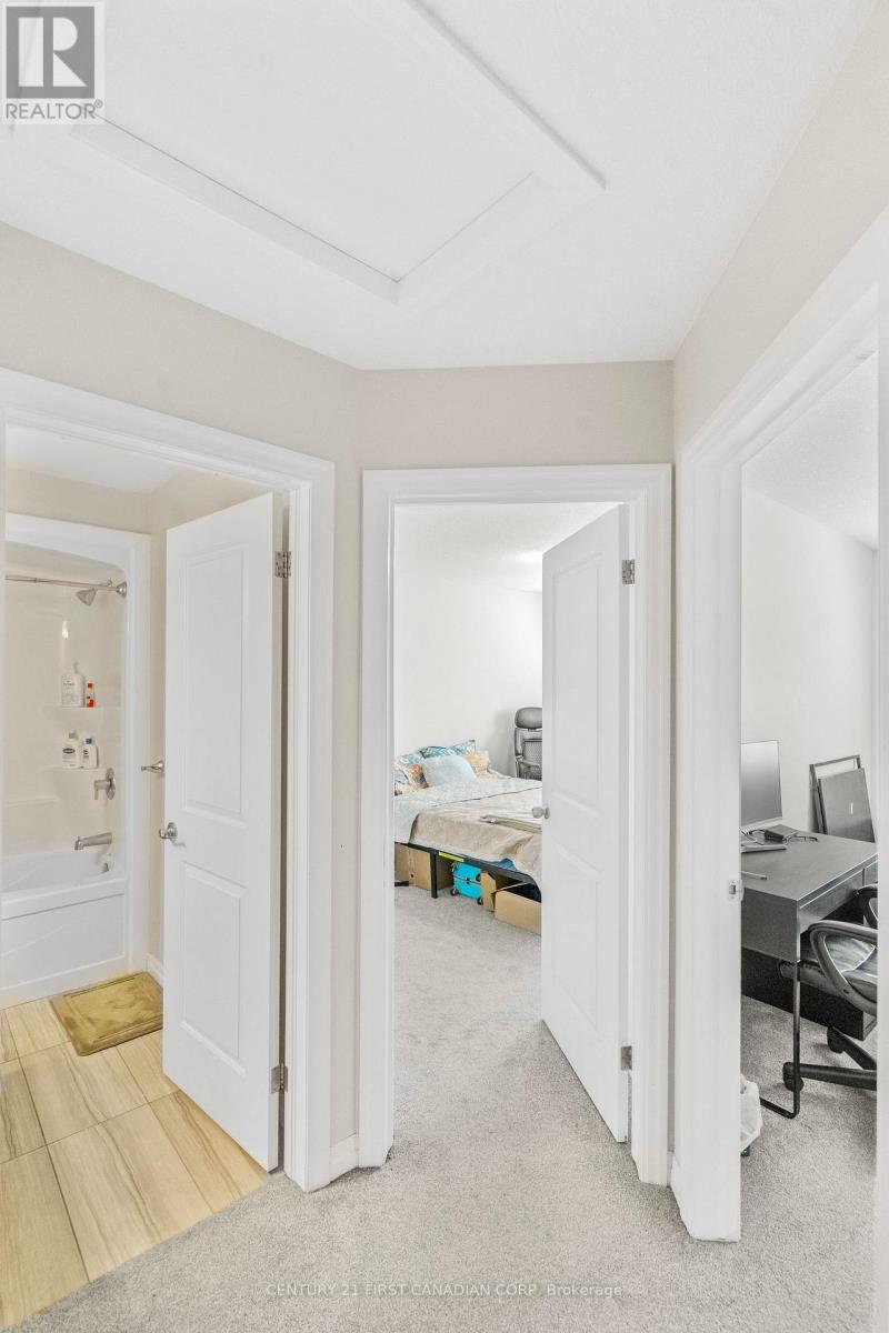 56 - 811 Sarnia Road, London North, Ontario  N6H 0K3 - Photo 15 - X12606396