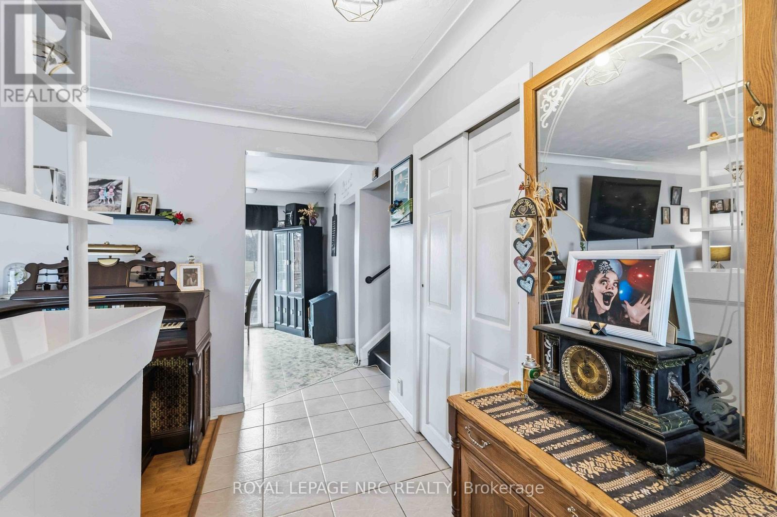 64375 Concession 6 Road, West Lincoln, Ontario  L0R 2J0 - Photo 10 - X12606344