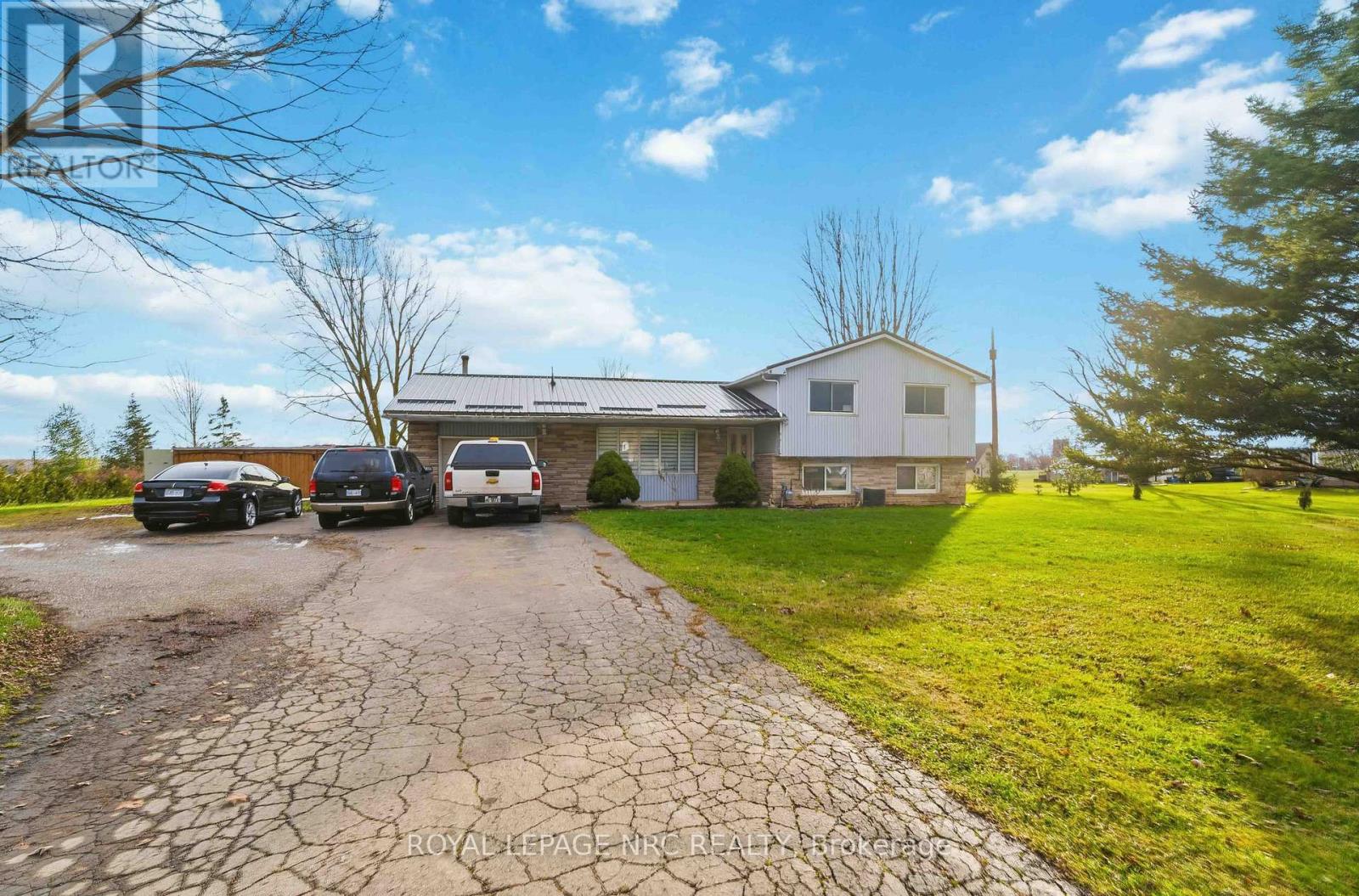 64375 Concession 6 Road, West Lincoln, Ontario  L0R 2J0 - Photo 3 - X12606344