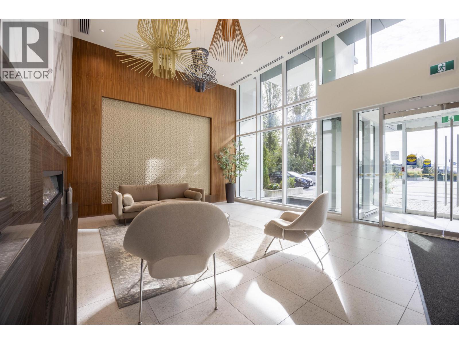 504 595 Austin Avenue, Coquitlam, British Columbia  V3K 0G7 - Photo 1 - R3072535