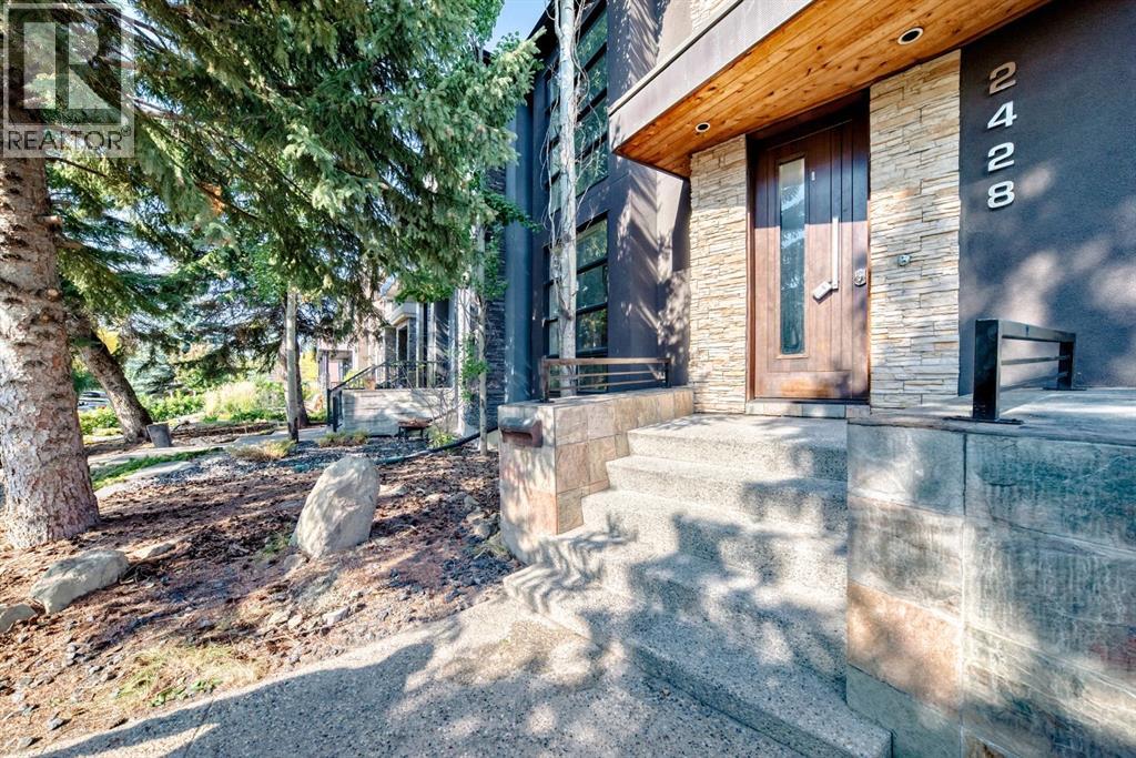 2428 31 Avenue Sw, Calgary, Alberta  T2T 1T8 - Photo 2 - A2260253