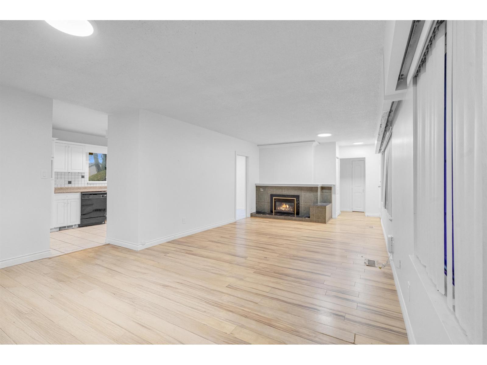 13179 64 Avenue, Surrey, British Columbia  V3W 1X8 - Photo 6 - R3072555