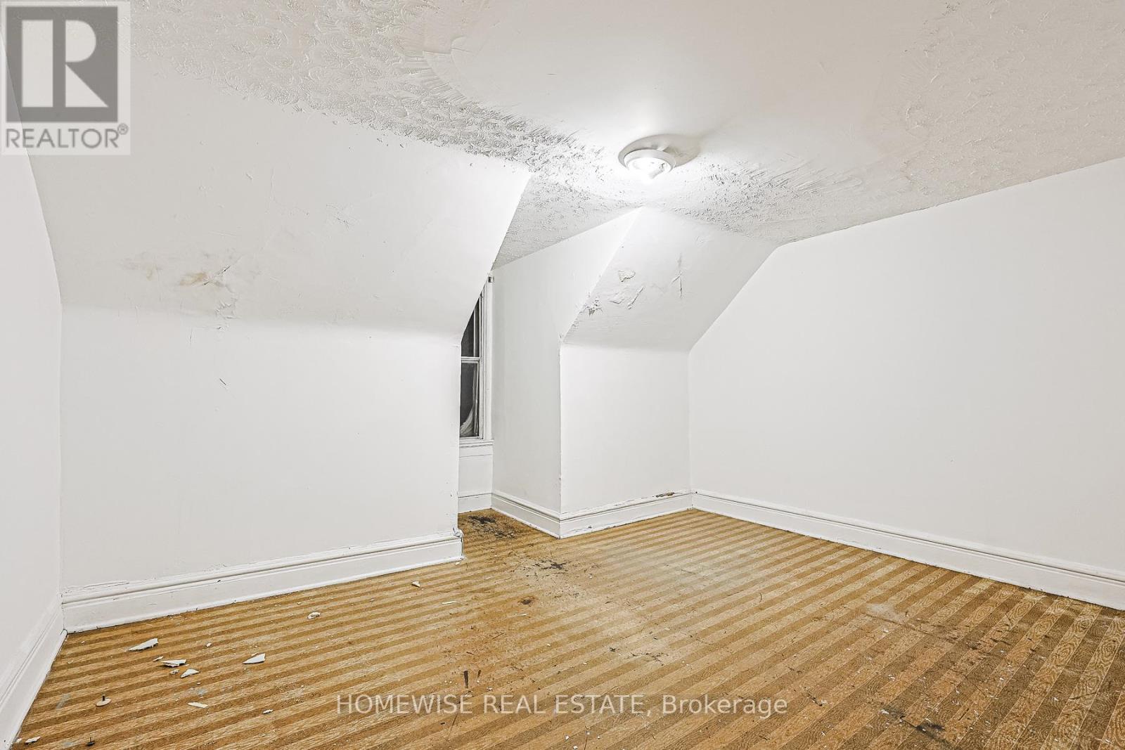 598 Bathurst Street, Toronto, Ontario  M5S 2P9 - Photo 12 - C12606358