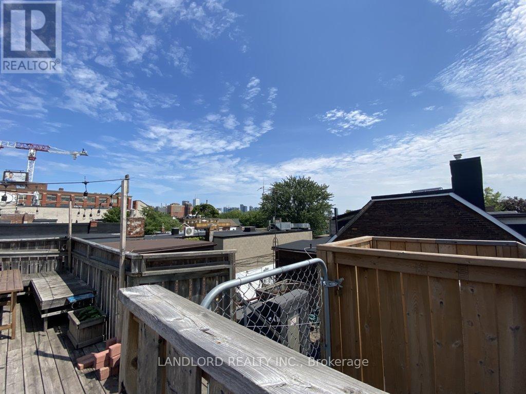 3 - 45 Clinton Street, Toronto (Palmerston-Little Italy), Ontario  M6J 2N9 - Photo 15 - C12606364
