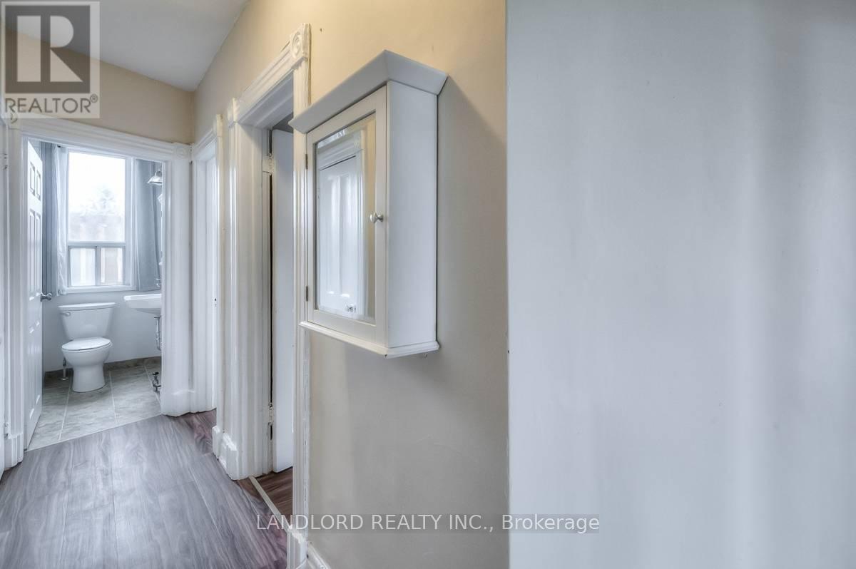 3 - 45 Clinton Street, Toronto (Palmerston-Little Italy), Ontario  M6J 2N9 - Photo 8 - C12606364