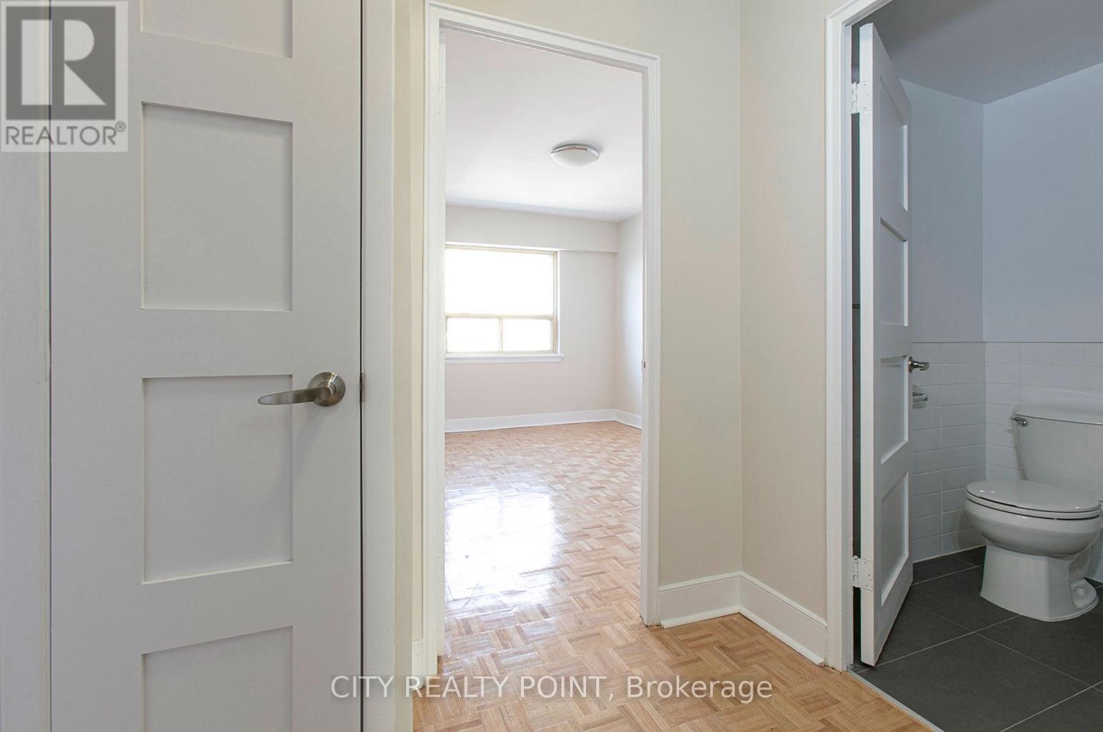 307 - 95 Lawton Boulevard, Toronto, Ontario  M4V 1Z8 - Photo 4 - C12606368