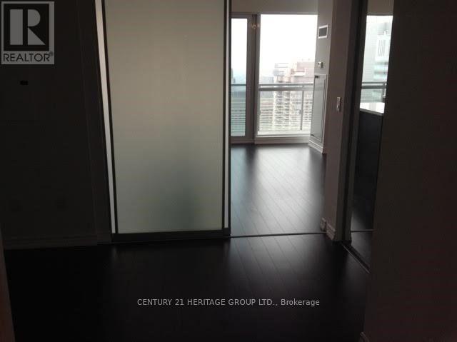 1811 - 386 Yonge Street, Toronto, Ontario  M5B 0A5 - Photo 3 - C12606372