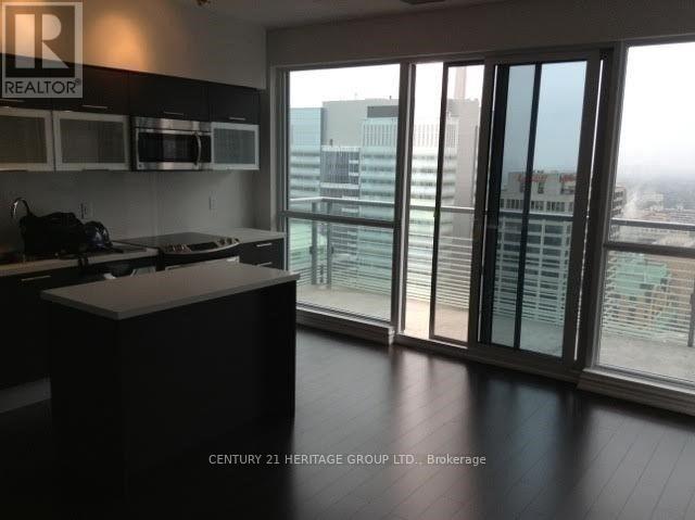 1811 - 386 Yonge Street, Toronto, Ontario  M5B 0A5 - Photo 7 - C12606372