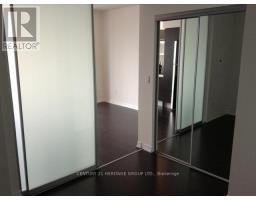 1811 - 386 YONGE STREET, Toronto, Ontario