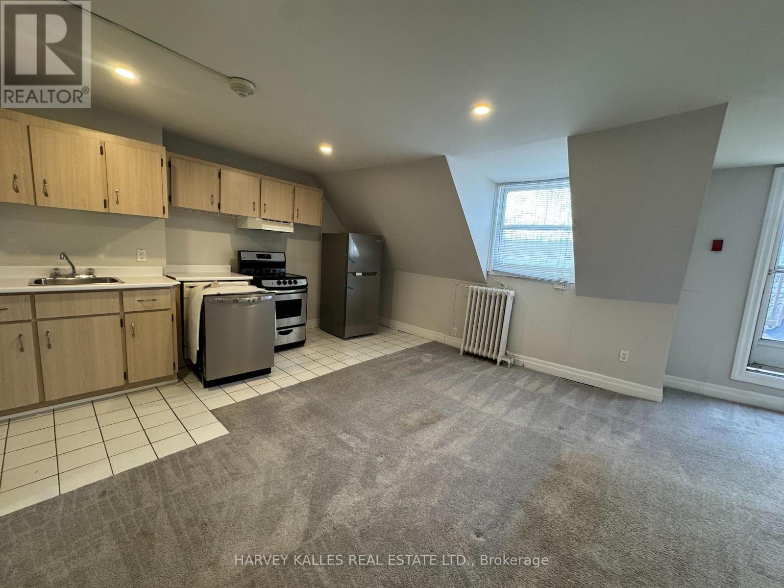 301 - 676 Huron Street, Toronto, Ontario  M5R 2R9 - Photo 3 - C12606384