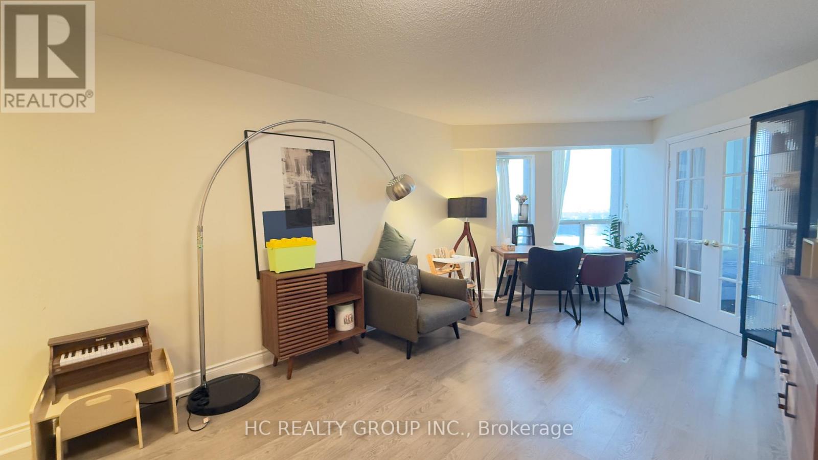 1424 - 15 Northtown Way, Toronto, Ontario  M2N 7A2 - Photo 8 - C12606408