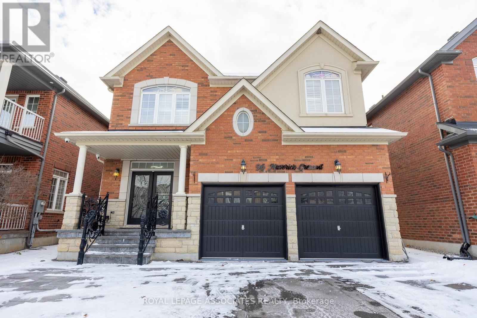 96 MAVERICK CRESCENT, Vaughan, Ontario