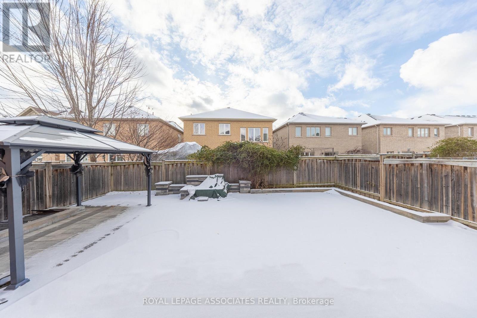 96 Maverick Crescent, Vaughan, Ontario  L6A 4L1 - Photo 15 - N12601446
