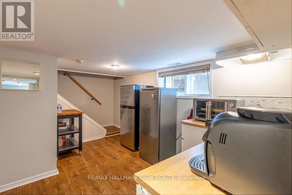 325 Innisfil Street, Barrie, Ontario  L4N 3G4 - Photo 22 - S12534348