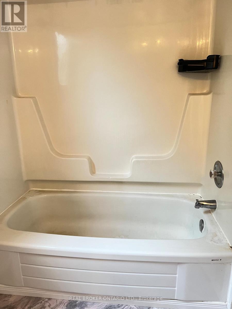 47 Wedgewood Avenue E, Chatham-Kent, Ontario  N7M 5X3 - Photo 11 - X12345187