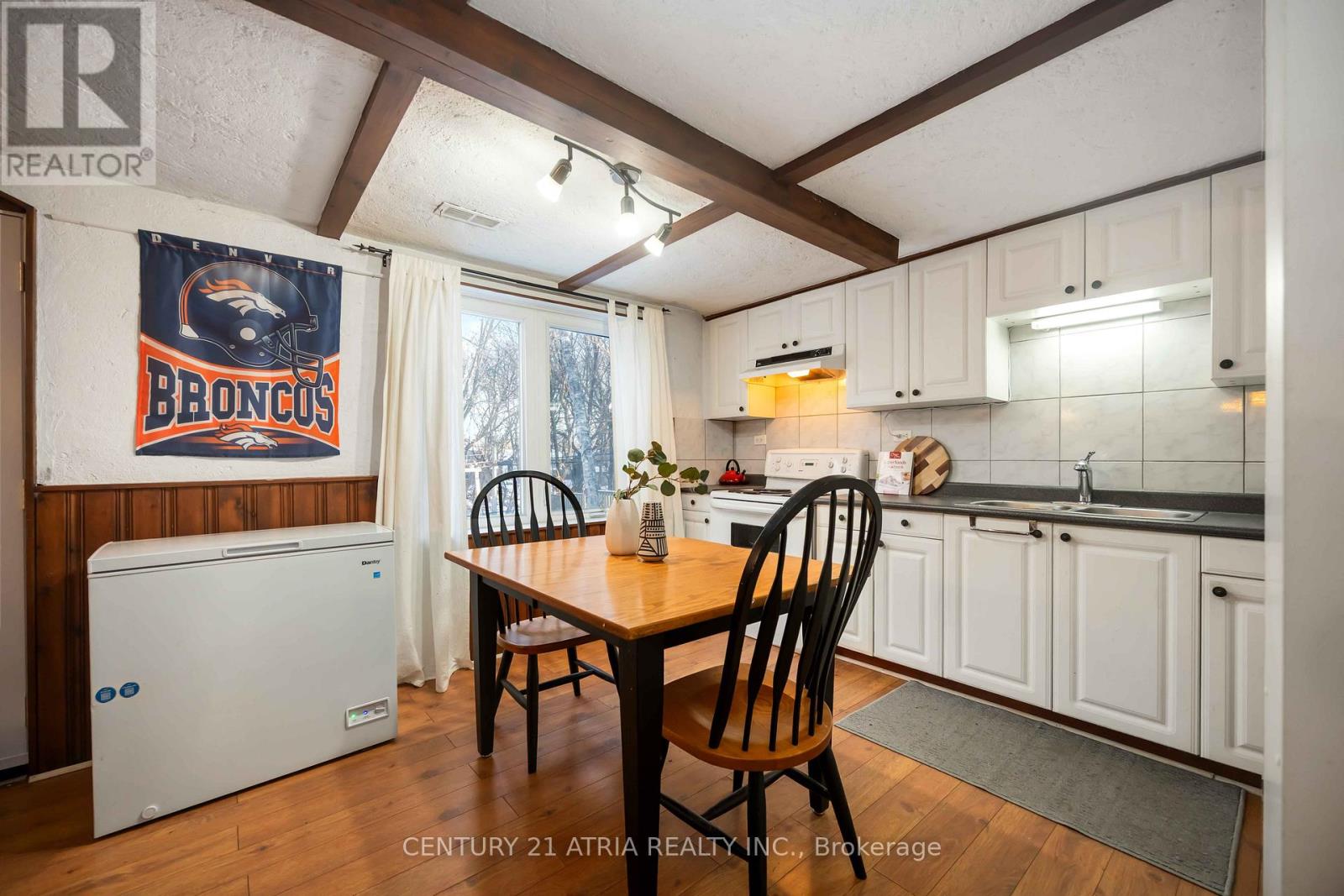 39 Amberdale Drive, Toronto, Ontario  M1P 4B9 - Photo 38 - E12606406