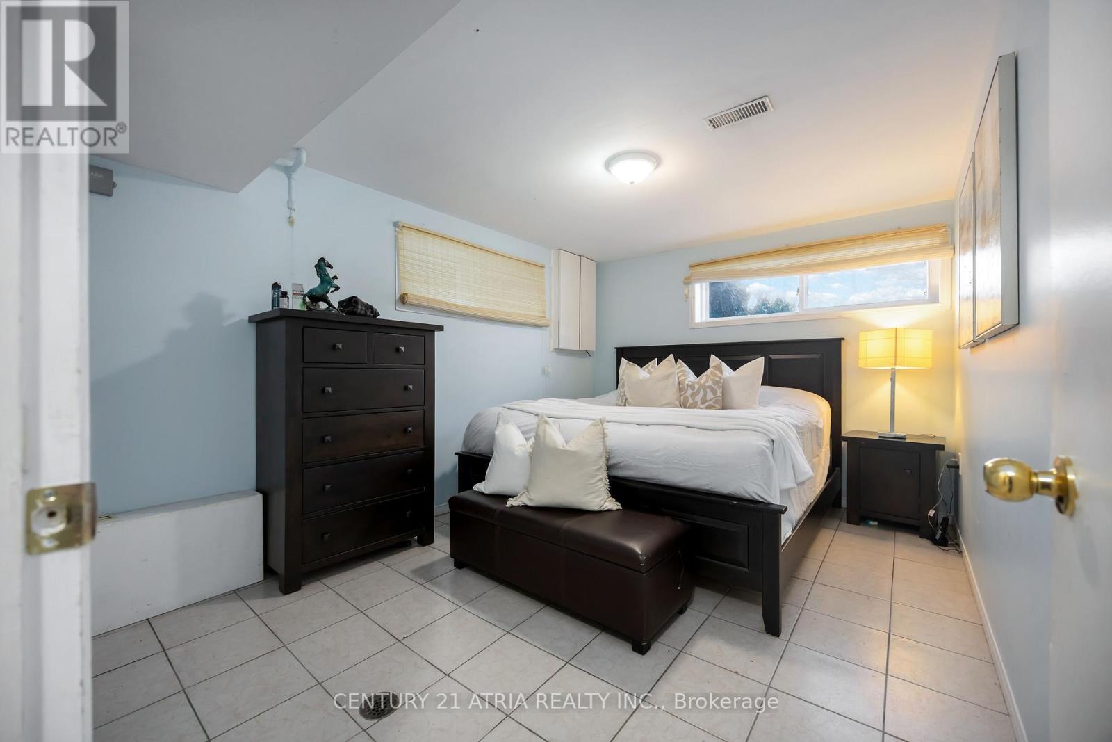 39 Amberdale Drive, Toronto, Ontario  M1P 4B9 - Photo 44 - E12606406