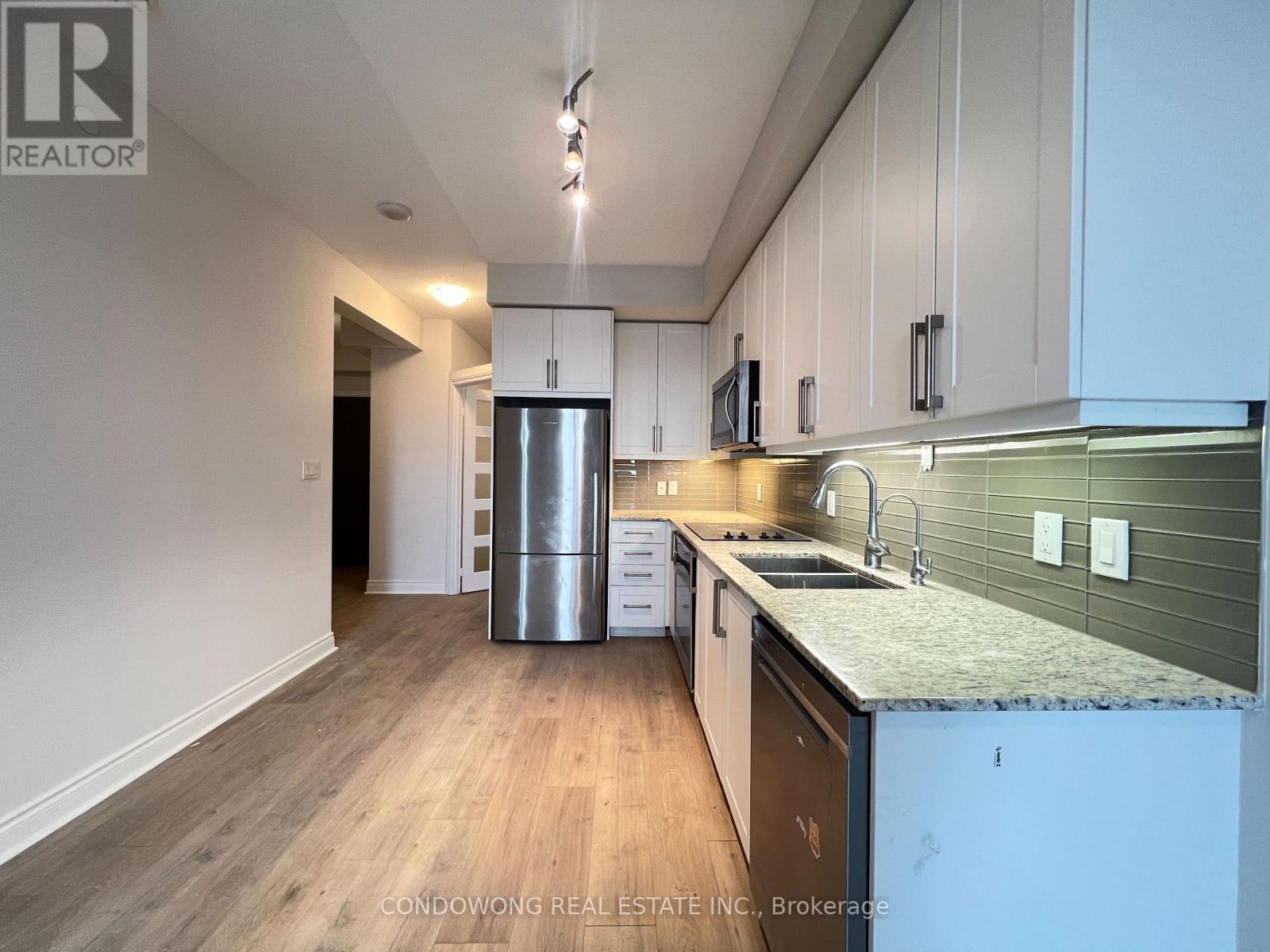 1507b - 9600 Yonge Street, Richmond Hill, Ontario  L4C 0X3 - Photo 13 - N12606356