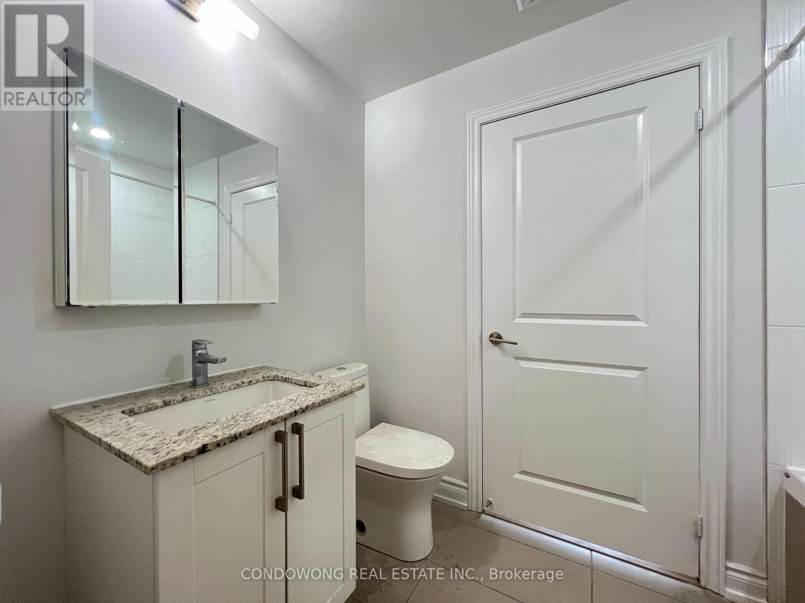 1507b - 9600 Yonge Street, Richmond Hill, Ontario  L4C 0X3 - Photo 6 - N12606356