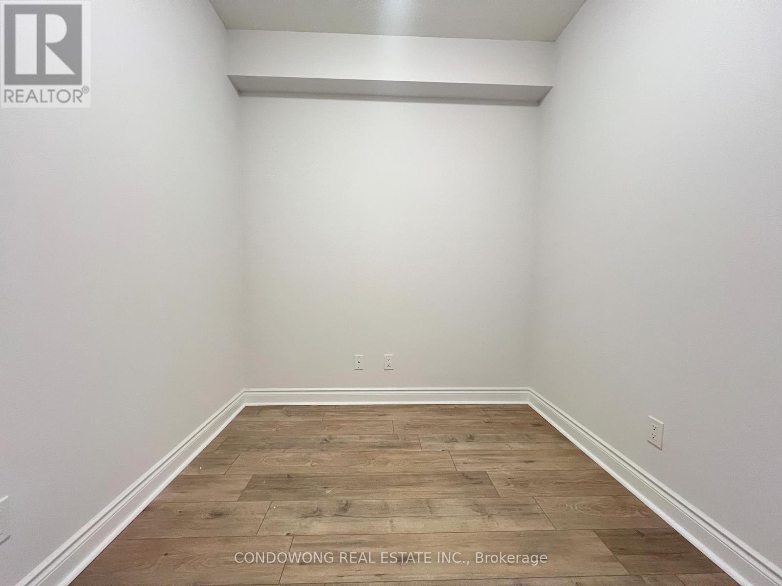 1507b - 9600 Yonge Street, Richmond Hill, Ontario  L4C 0X3 - Photo 9 - N12606356