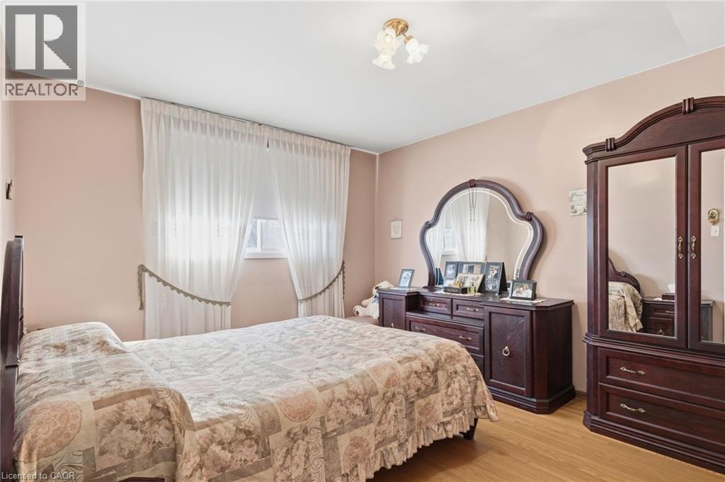 337 Mcneilly Road, Stoney Creek, Ontario  L8E 5H4 - Photo 20 - 40792496