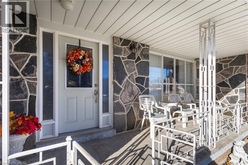 337 Mcneilly Road, Stoney Creek, Ontario  L8E 5H4 - Photo 7 - 40792496