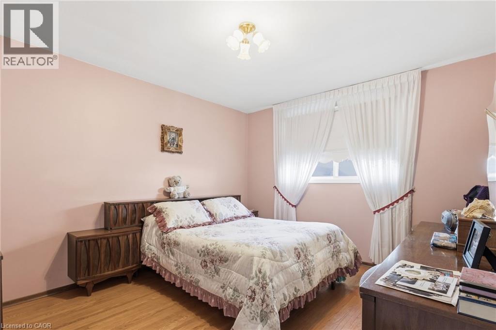 337 Mcneilly Road, Stoney Creek, Ontario  L8E 5H4 - Photo 19 - 40792496