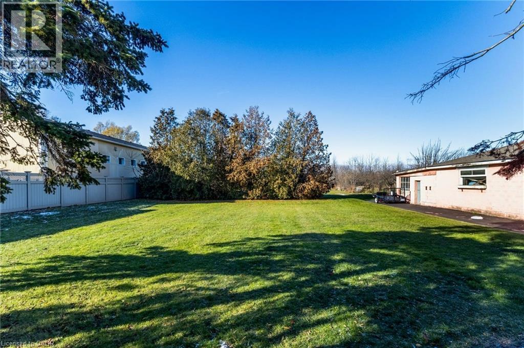 337 Mcneilly Road, Stoney Creek, Ontario  L8E 5H4 - Photo 43 - 40792496