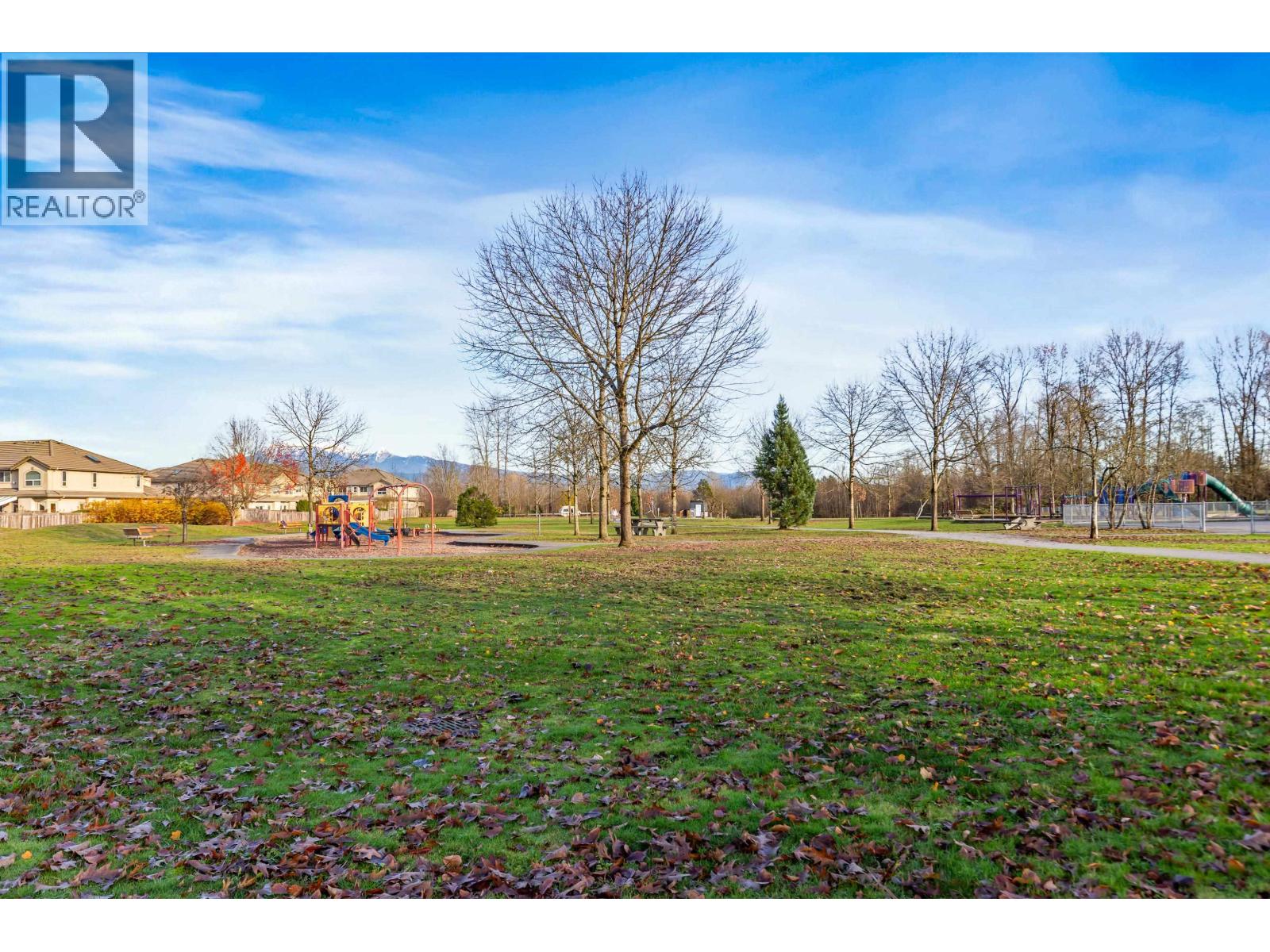 939 Riverside Drive, Port Coquitlam, British Columbia V3B 7T6 - Photo 37 - R3072532