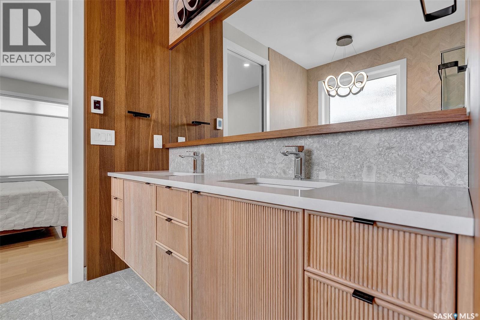 8267 Wascana Gardens Point, Regina, Saskatchewan  S4V 1G8 - Photo 26 - SK025134