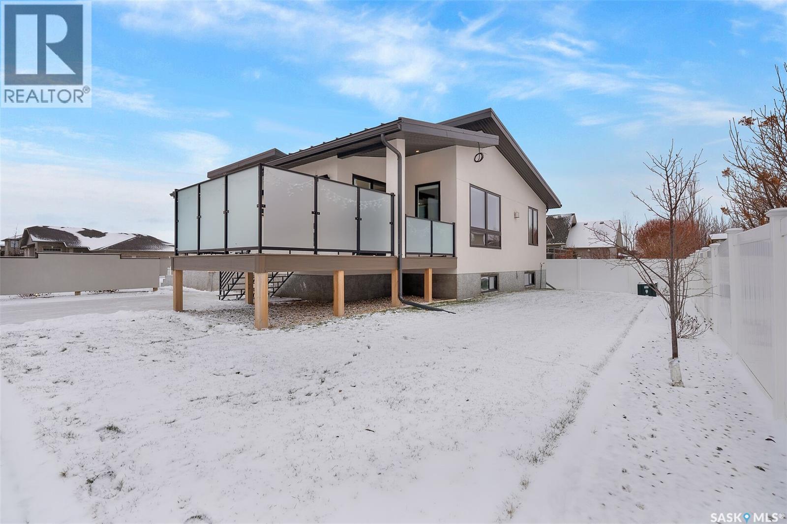 8267 Wascana Gardens Point, Regina, Saskatchewan  S4V 1G8 - Photo 48 - SK025134