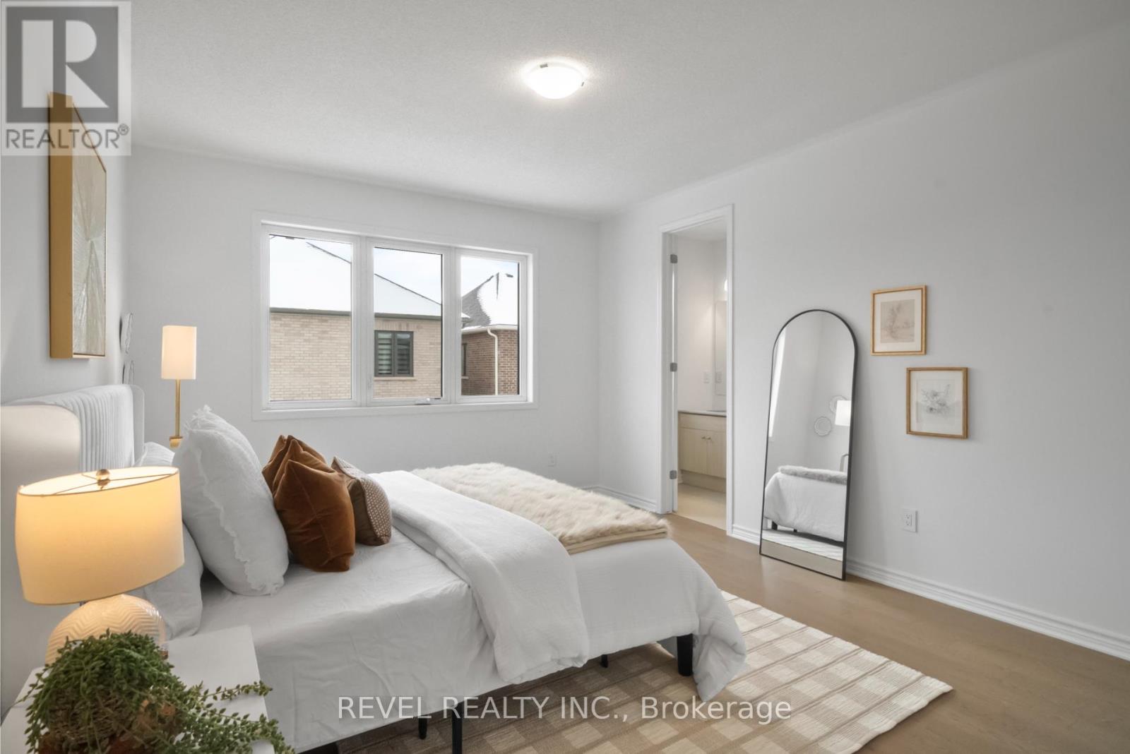 1358 Fourth Line, Milton, Ontario  L9T 7E9 - Photo 18 - W12606352