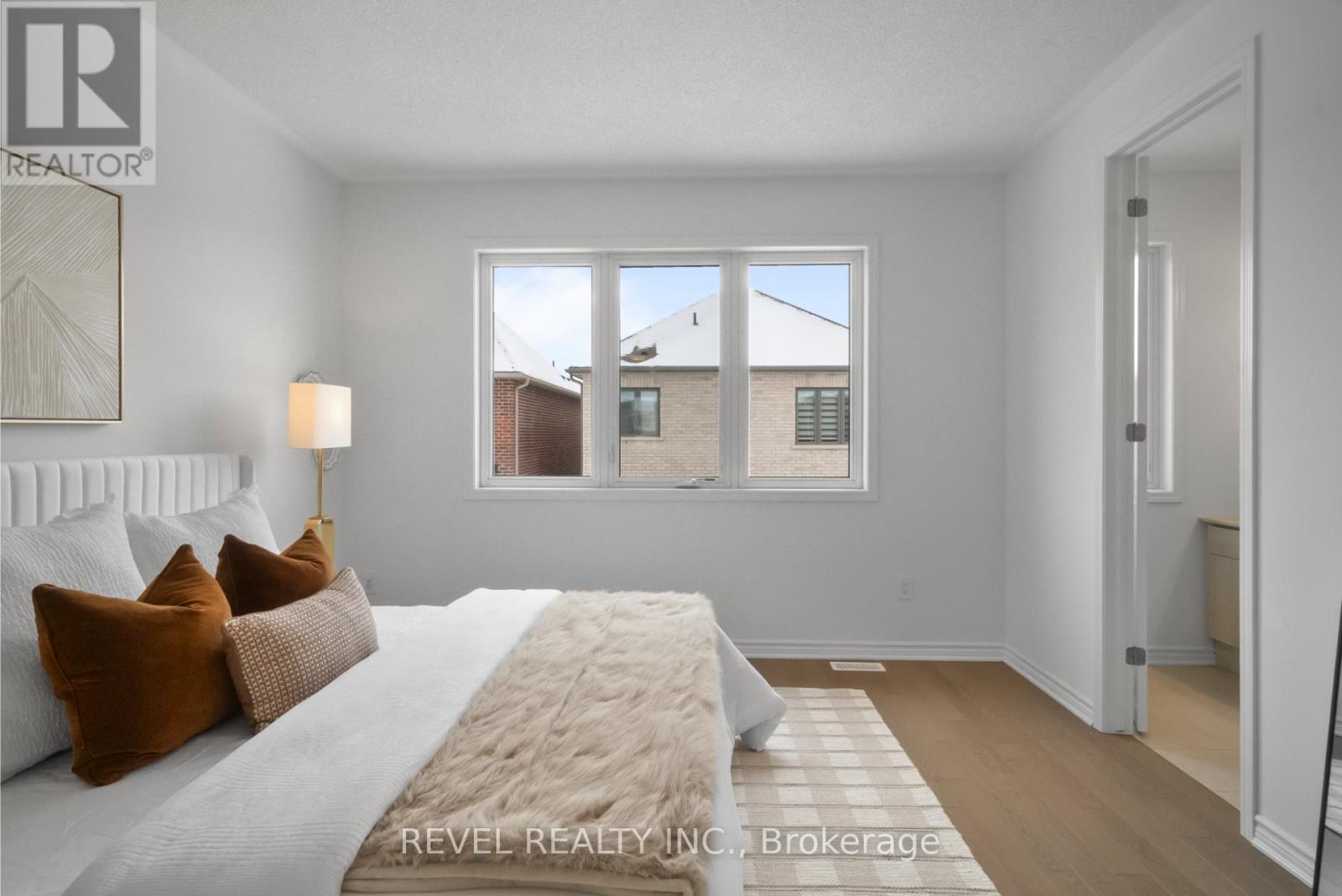 1358 Fourth Line, Milton, Ontario  L9T 7E9 - Photo 19 - W12606352