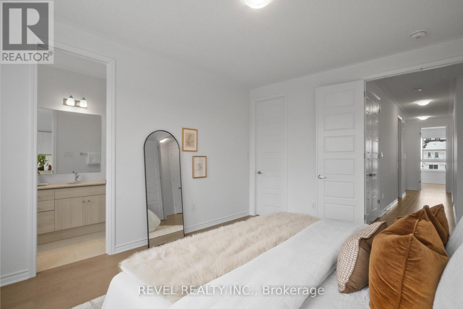 1358 Fourth Line, Milton, Ontario  L9T 7E9 - Photo 20 - W12606352