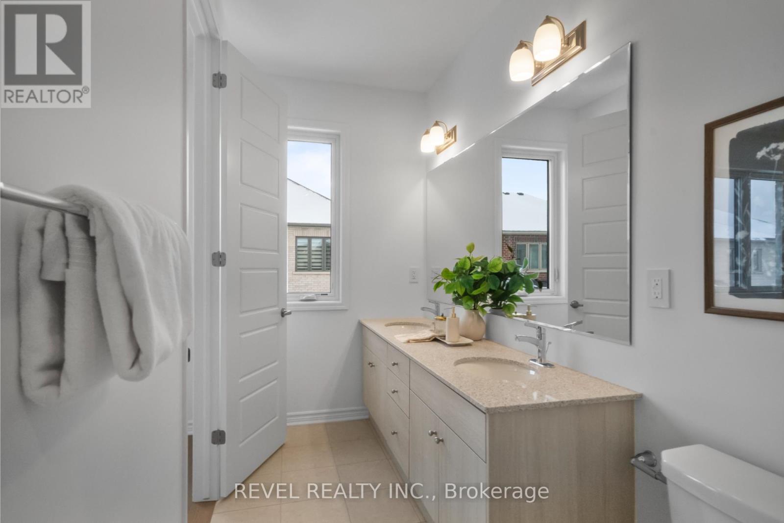 1358 Fourth Line, Milton, Ontario  L9T 7E9 - Photo 23 - W12606352