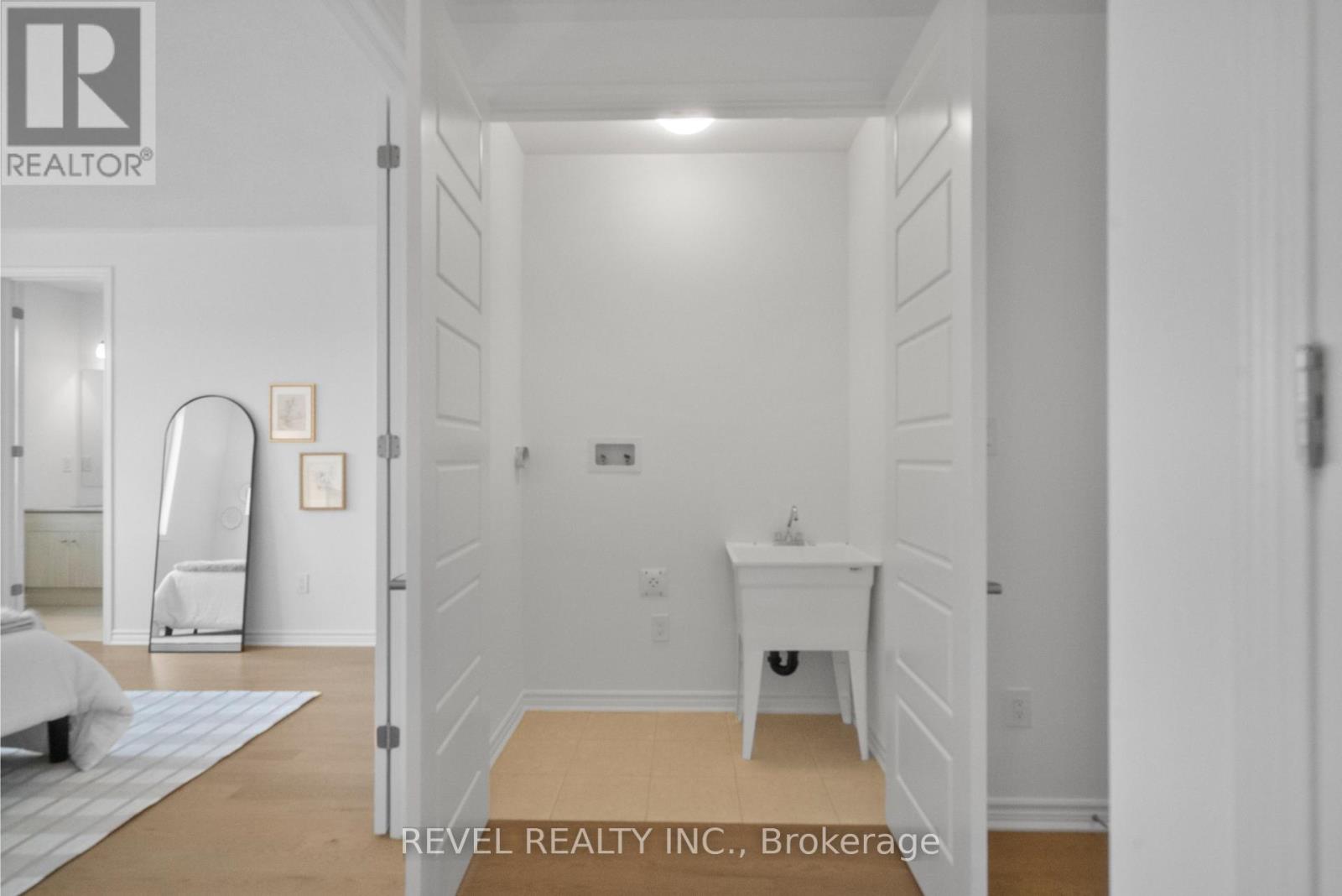 1358 Fourth Line, Milton, Ontario  L9T 7E9 - Photo 24 - W12606352