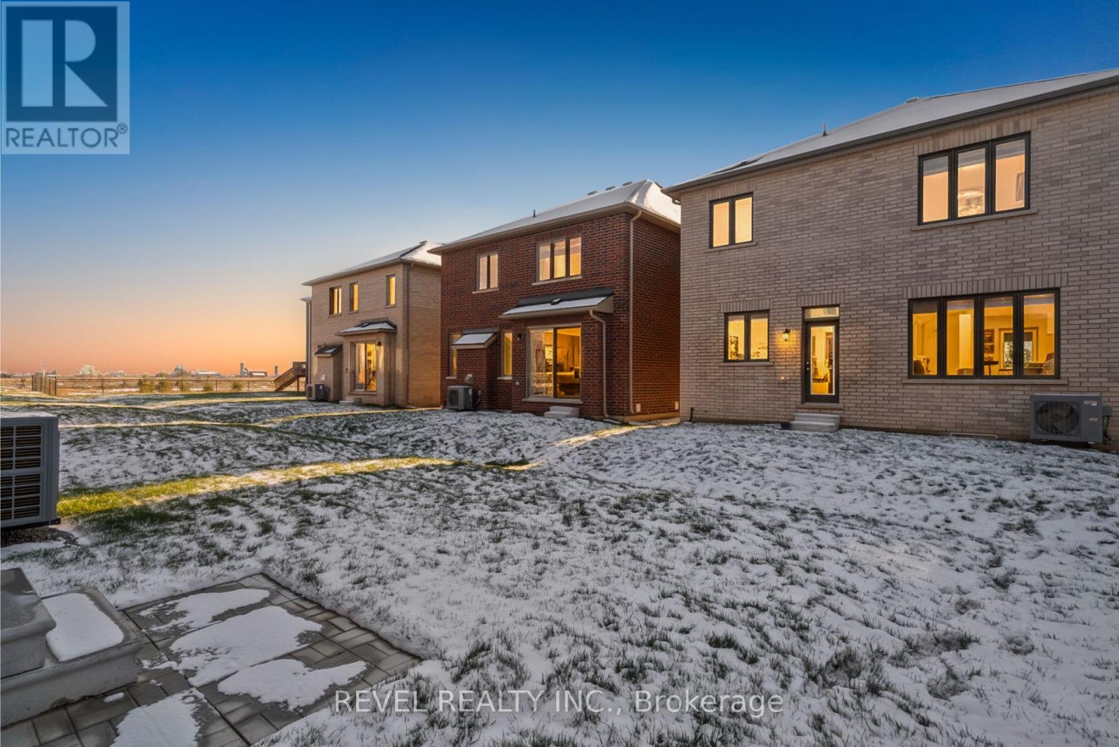 1358 Fourth Line, Milton, Ontario  L9T 7E9 - Photo 32 - W12606352