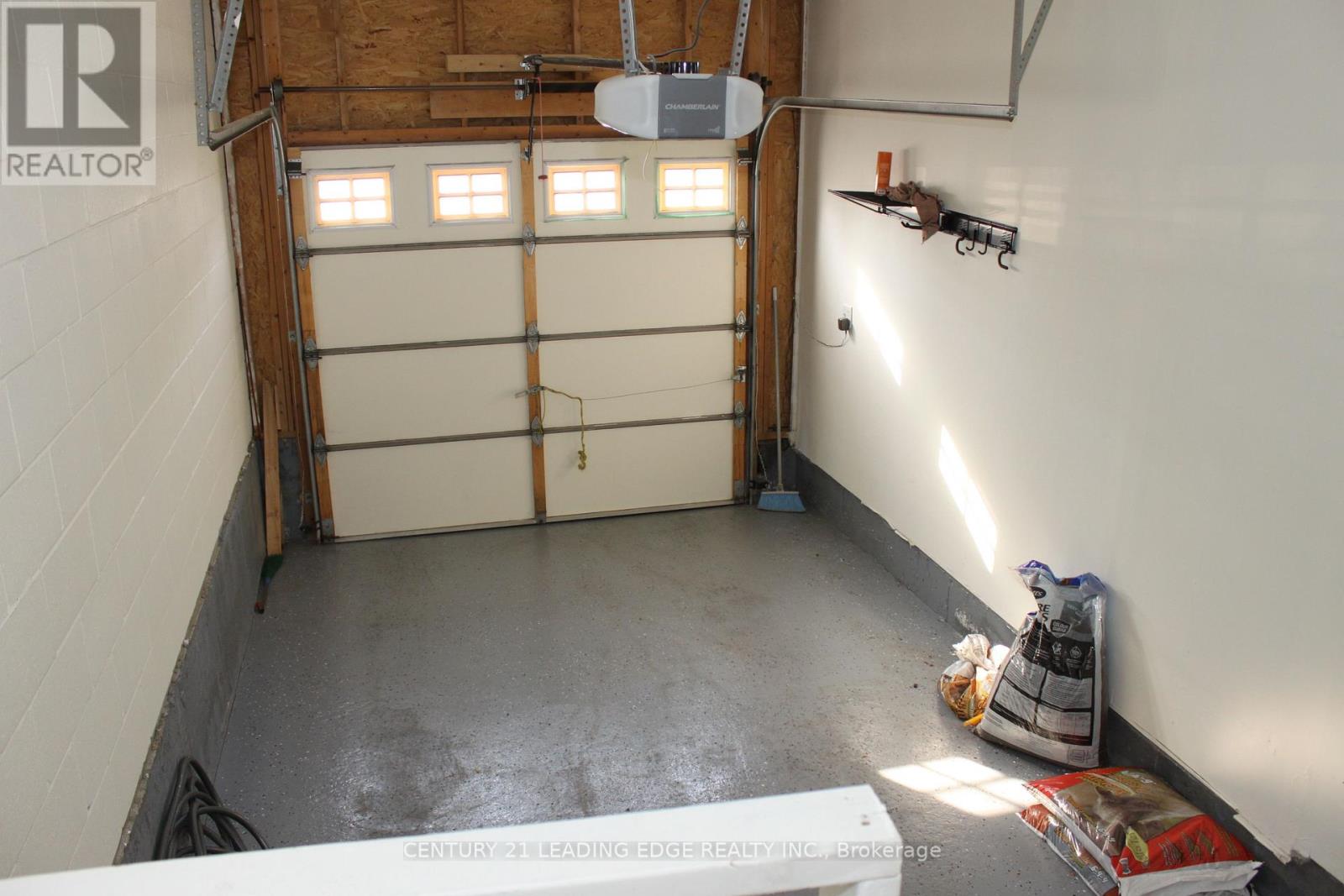 424 Oaktree Circle, Mississauga, Ontario L5W 1V5 - Photo 31 - W12606378