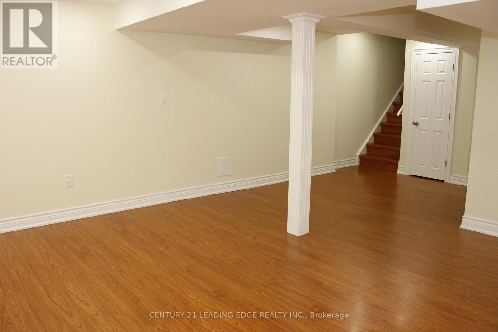 424 Oaktree Circle, Mississauga, Ontario L5W 1V5 - Photo 34 - W12606378