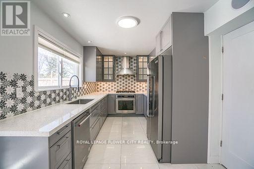 Main Floor - 12 Gondola Crescent, Brampton, Ontario  L6S 1W6 - Photo 13 - W12606404